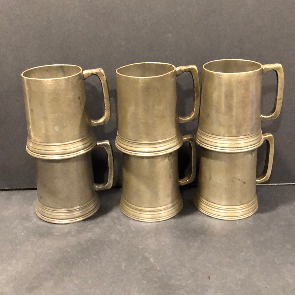 1837-1901 English 1/2 pint Pewter Tankards